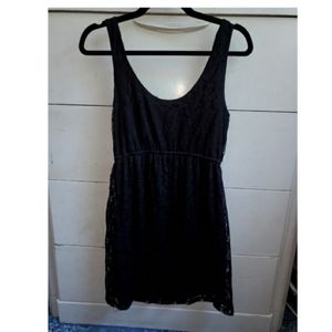 Forever 21 | Black lace dress